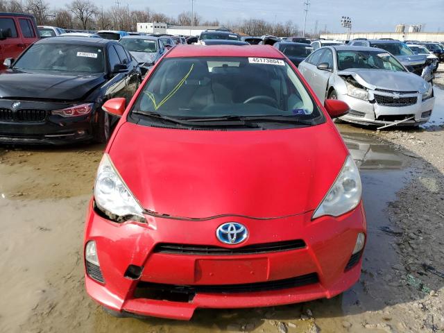 JTDKDTB36E1563397 - 2014 TOYOTA PRIUS C RED photo 5