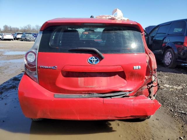 JTDKDTB36E1563397 - 2014 TOYOTA PRIUS C RED photo 6