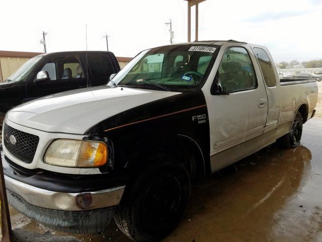 1FTRX17262NA10828 - 2002 FORD F150 WHITE photo 2