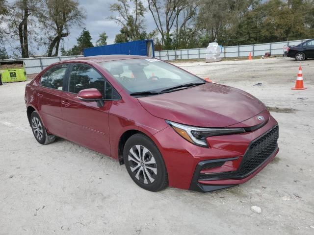 5YFS4MCE0PP165025 - 2023 TOYOTA COROLLA SE RED photo 4