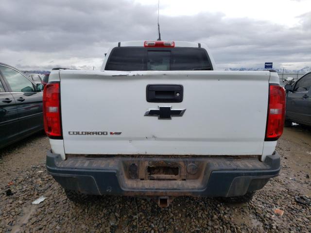 1GCGTEEN0J1149527 - 2018 CHEVROLET COLORADO ZR2 WHITE photo 6