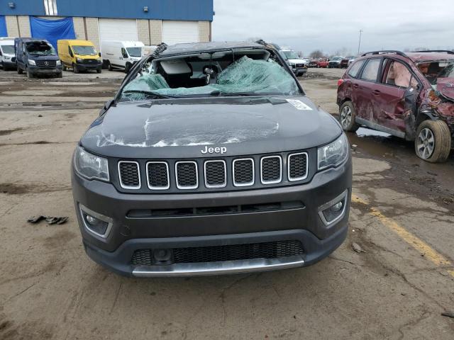 3C4NJDCB8MT500486 - 2021 JEEP COMPASS LIMITED GRAY photo 5