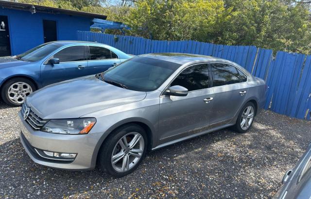 1VWCN7A38DC150360 - 2013 VOLKSWAGEN PASSAT SEL SILVER photo 2