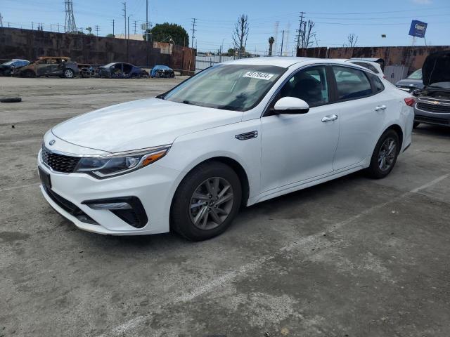 5XXGT4L3XKG315621 - 2019 KIA OPTIMA LX WHITE photo 1