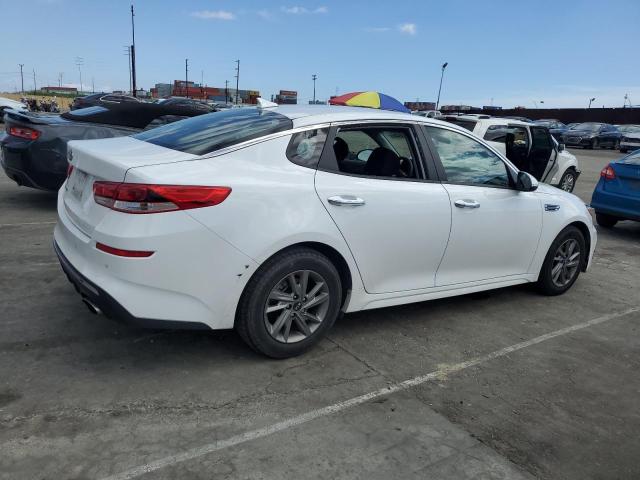 5XXGT4L3XKG315621 - 2019 KIA OPTIMA LX WHITE photo 3