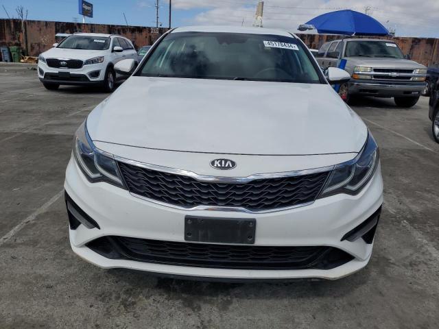 5XXGT4L3XKG315621 - 2019 KIA OPTIMA LX WHITE photo 5