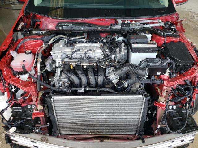 5YFEPMAE8MP220825 - 2021 TOYOTA COROLLA LE RED photo 11