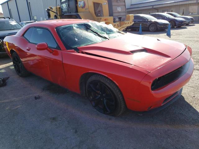 2C3CDZAG6GH166339 - 2016 DODGE CHALLENGER SXT RED photo 4