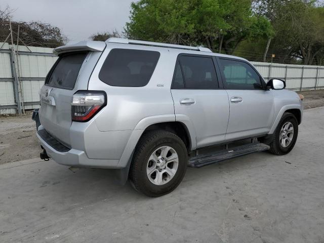 JTEZU5JRXE5067748 - 2014 TOYOTA 4RUNNER SR5 SILVER photo 3