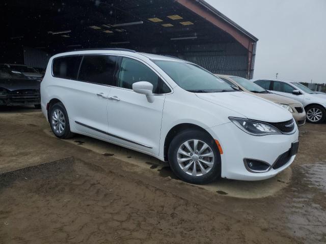 2C4RC1BG4HR526390 - 2017 CHRYSLER PACIFICA TOURING L WHITE photo 4