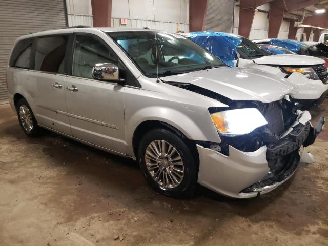 2A4RR6DG6BR723717 - 2011 CHRYSLER TOWN & COU LIMITED SILVER photo 4
