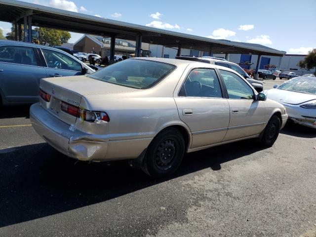 JT2BG28K8W0185647 - 1998 TOYOTA CAMRY LE GOLD photo 3