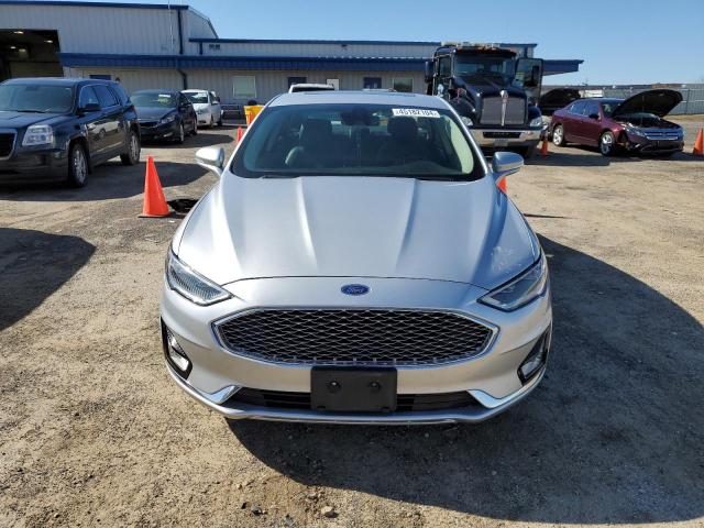 3FA6P0D93KR152927 - 2019 FORD FUSION TITANIUM SILVER photo 5