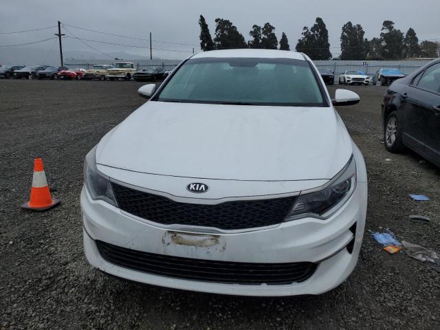 5XXGT4L13GG022746 - 2016 KIA OPTIMA LX WHITE photo 5