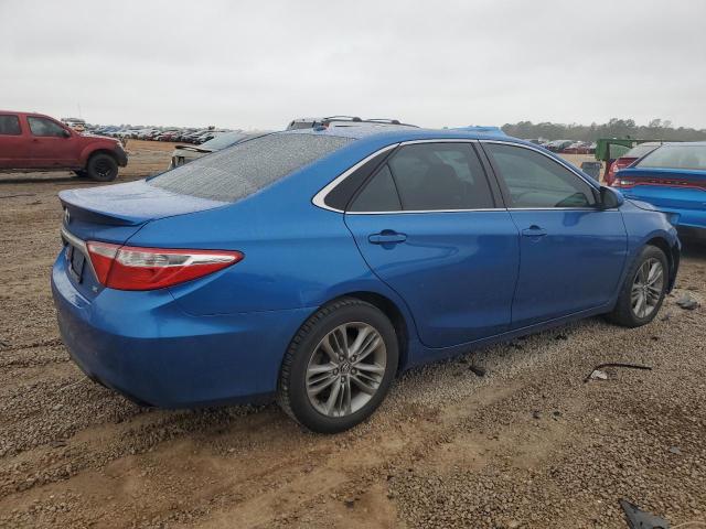 4T1BF1FKXHU742055 - 2017 TOYOTA CAMRY LE BLUE photo 3