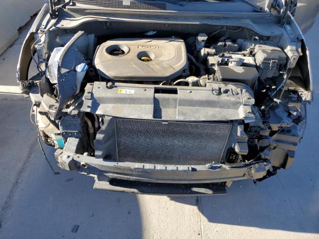 KNDJP3A59H7499640 - 2017 KIA SOUL + SILVER photo 11