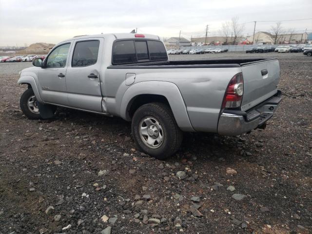 3TMMU4FN5CM048112 - 2012 TOYOTA TACOMA DOUBLE CAB LONG BED GRAY photo 2