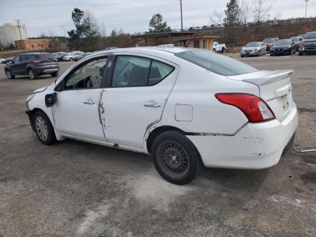 3N1CN7AP9HL848138 - 2017 NISSAN VERSA S WHITE photo 2