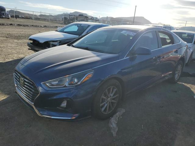 5NPE24AF5JH601743 - 2018 HYUNDAI SONATA SE BLUE photo 1