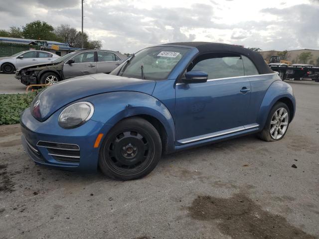 3VW5DAATXJM506956 - 2018 VOLKSWAGEN BEETLE S BLUE photo 1