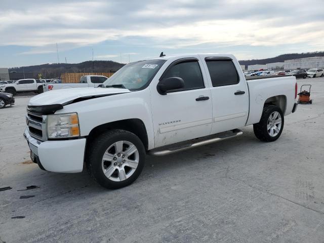 3GCPCREAXBG296039 - 2011 CHEVROLET SILVERADO C1500  LS WHITE photo 1