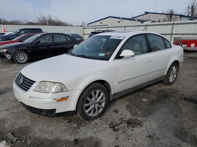 WVWRH63B44P207603 - 2004 VOLKSWAGEN PASSAT GLX WHITE photo 1