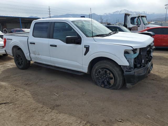 1FTFW1E85PFA38019 - 2023 FORD F150 SUPERCREW WHITE photo 4