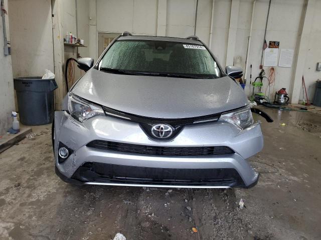 JTMRFREV4JD252245 - 2018 TOYOTA RAV4 ADVENTURE SILVER photo 5