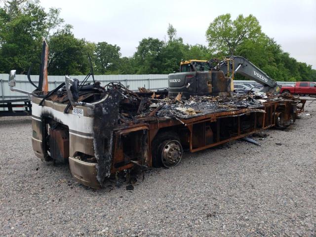 1RF22454222020093 - 2002 ROADMASTER RAIL RAISED RAI BEIGE photo 2