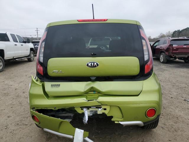 KNDJP3A53J7892572 - 2018 KIA SOUL + GREEN photo 6