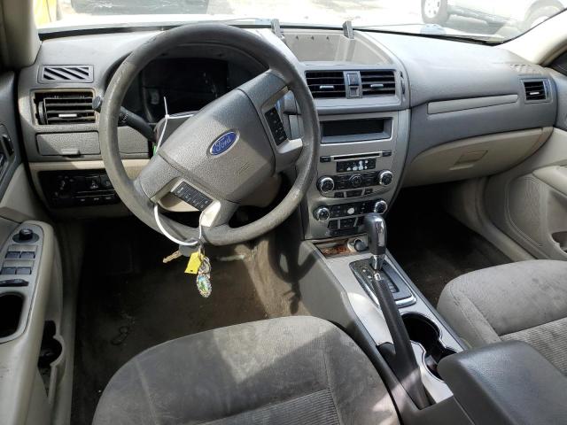 3FAHP0HA2AR132549 - 2010 FORD FUSION SE WHITE photo 8