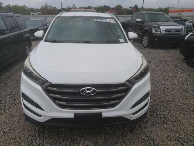 KM8J33A4XGU152123 - 2016 HYUNDAI TUCSON LIMITED WHITE photo 5