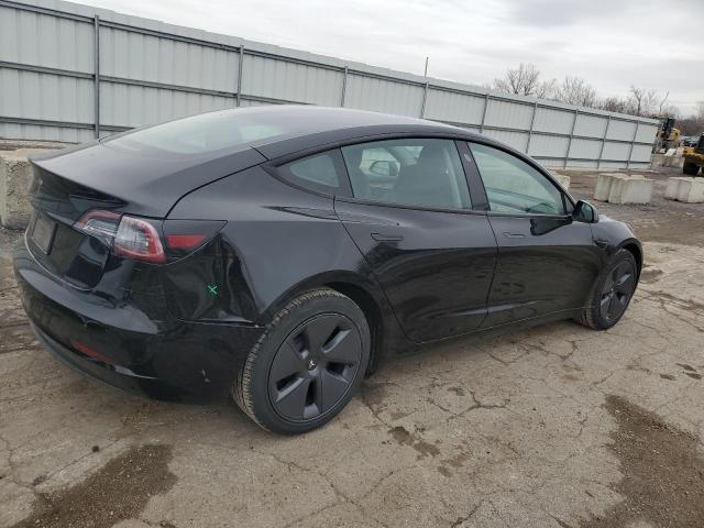 5YJ3E1EA3NF371412 - 2022 TESLA MODEL 3 BLACK photo 3