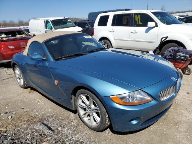 4USBT53404LU06256 - 2004 BMW Z4 3.0 BLUE photo 4