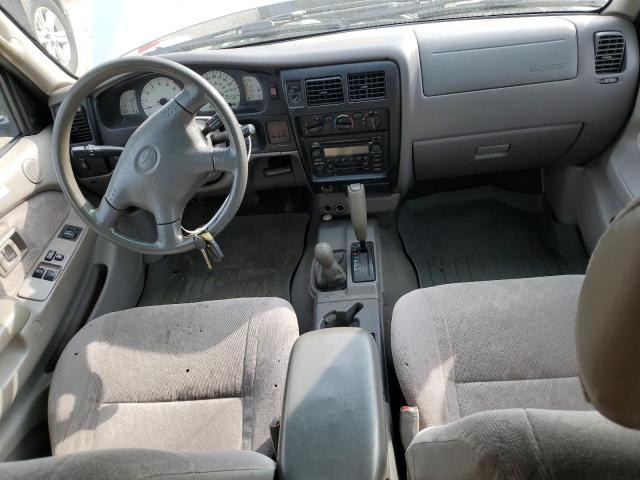 5TEWN72N74Z425718 - 2004 TOYOTA TACOMA XTRACAB SILVER photo 8