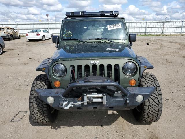 1J8FA541X8L502153 - 2008 JEEP WRANGLER SAHARA GREEN photo 5