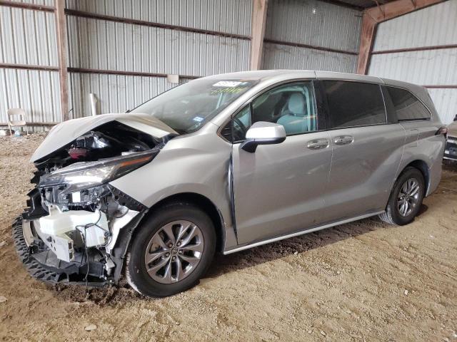 2022 TOYOTA SIENNA LE, 