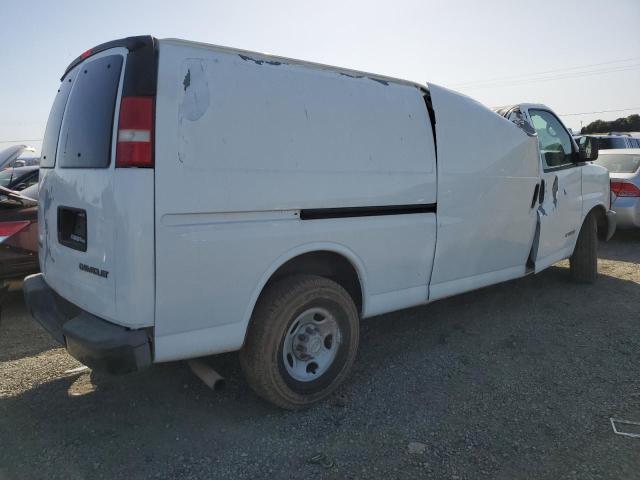 1GCGG29U661101932 - 2006 CHEVROLET EXPRESS G2 WHITE photo 3