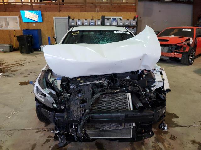 3KPFK4A79HE053161 - 2017 KIA FORTE LX WHITE photo 5