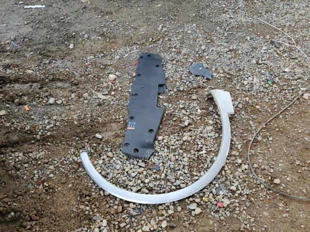 LRBFXBSA1HD088745 - 2017 BUICK ENVISION ESSENCE Gümüş fotoğraf 13