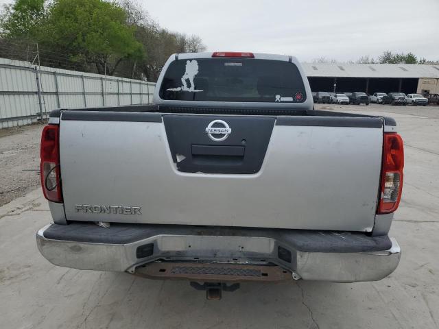 1N6BD06T15C437667 - 2005 NISSAN FRONTIER KING CAB XE SILVER photo 6