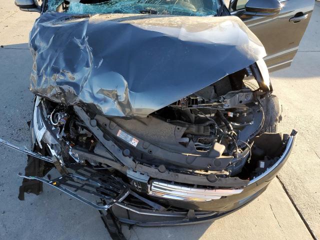 5LMCJ3C97HUL61714 - 2017 LINCOLN MKC RESERVE GRAY photo 11