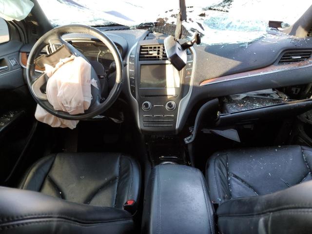 5LMCJ3C97HUL61714 - 2017 LINCOLN MKC RESERVE GRAY photo 8