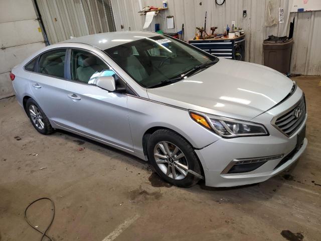 5NPE24AF8FH036492 - 2015 HYUNDAI SONATA SE SILVER photo 4