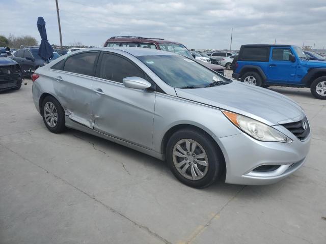 5NPEB4AC3CH355770 - 2012 HYUNDAI SONATA GLS SILVER photo 4