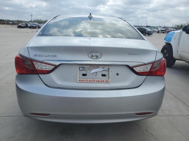 5NPEB4AC3CH355770 - 2012 HYUNDAI SONATA GLS SILVER photo 6