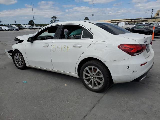 WDD3G4FB1KW001446 - 2019 MERCEDES-BENZ A 220 4MATIC WHITE photo 2