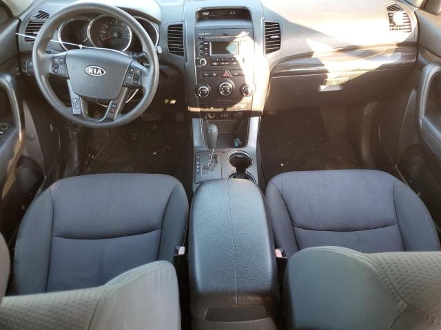 5XYKT4A69CG279019 - 2012 KIA SORENTO BASE GRAY photo 8