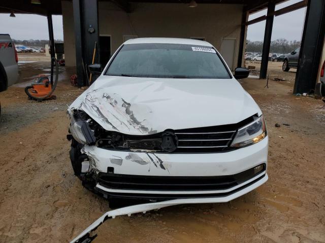 3VWD17AJ4GM392127 - 2016 VOLKSWAGEN JETTA SPORT WHITE photo 5