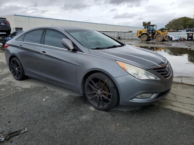 5NPEB4AC3DH746189 - 2013 HYUNDAI SONATA GLS GRAY photo 4